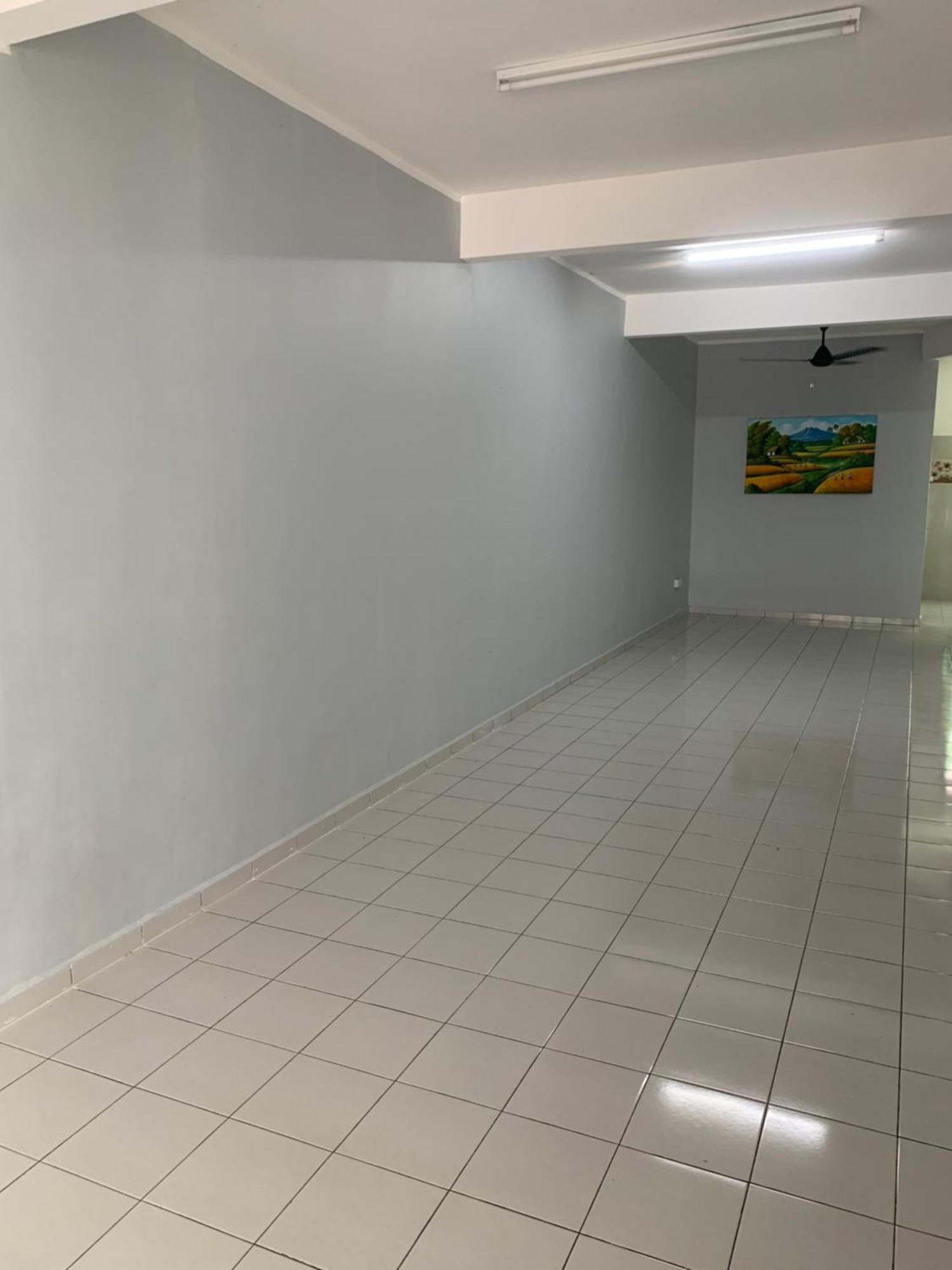 Homestay Cikgu Nora Near Uthm Kptm Kktm Ipg Moslim Onli Kampong Seri Gading Exterior photo